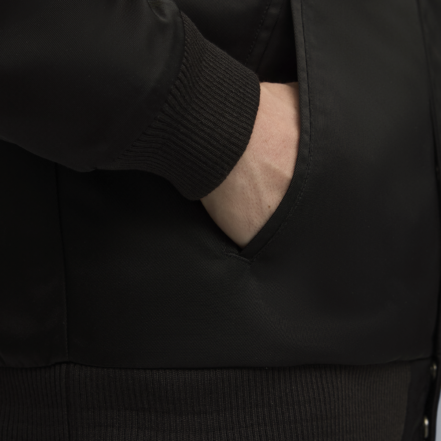 PUMA BMW 50 Years of 3 Series Freude Unisex Bomber Jacket Black Relaxed Fit  view 6