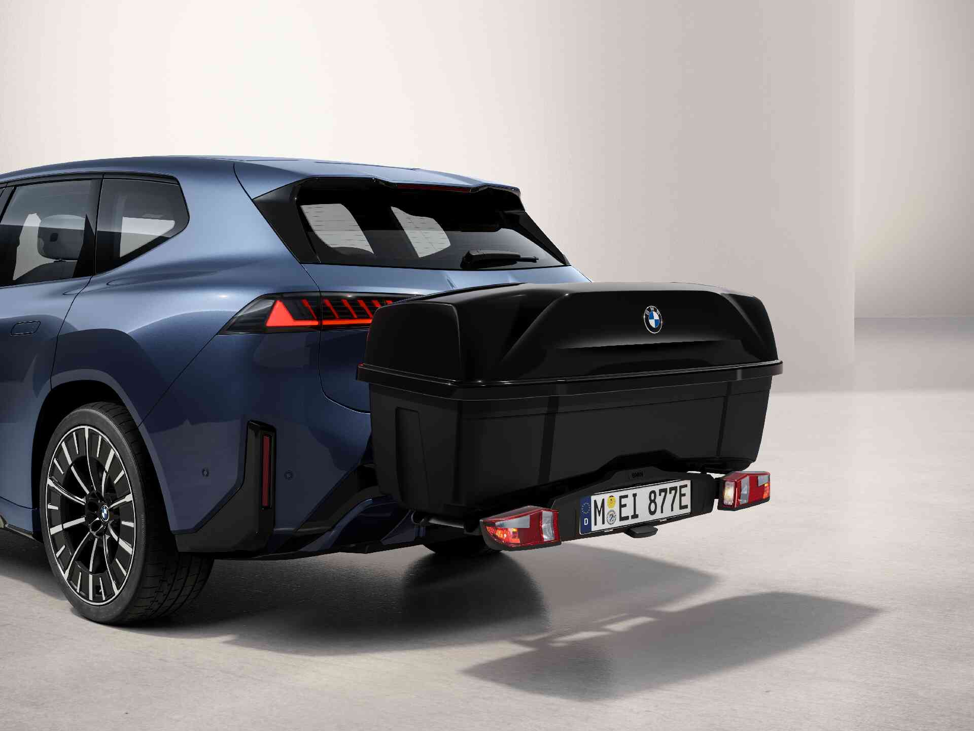 BMW Rear Cargo Box view 2