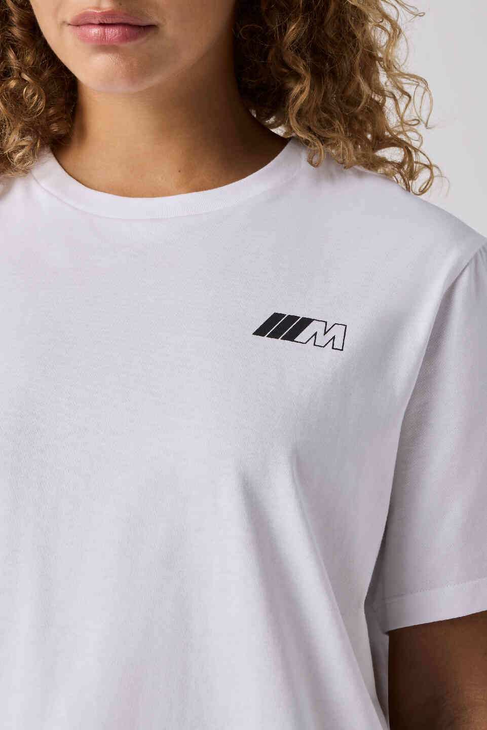 BMW M Unisex T-Shirt The Ultimate Driving Machine White Regular Fit view 4