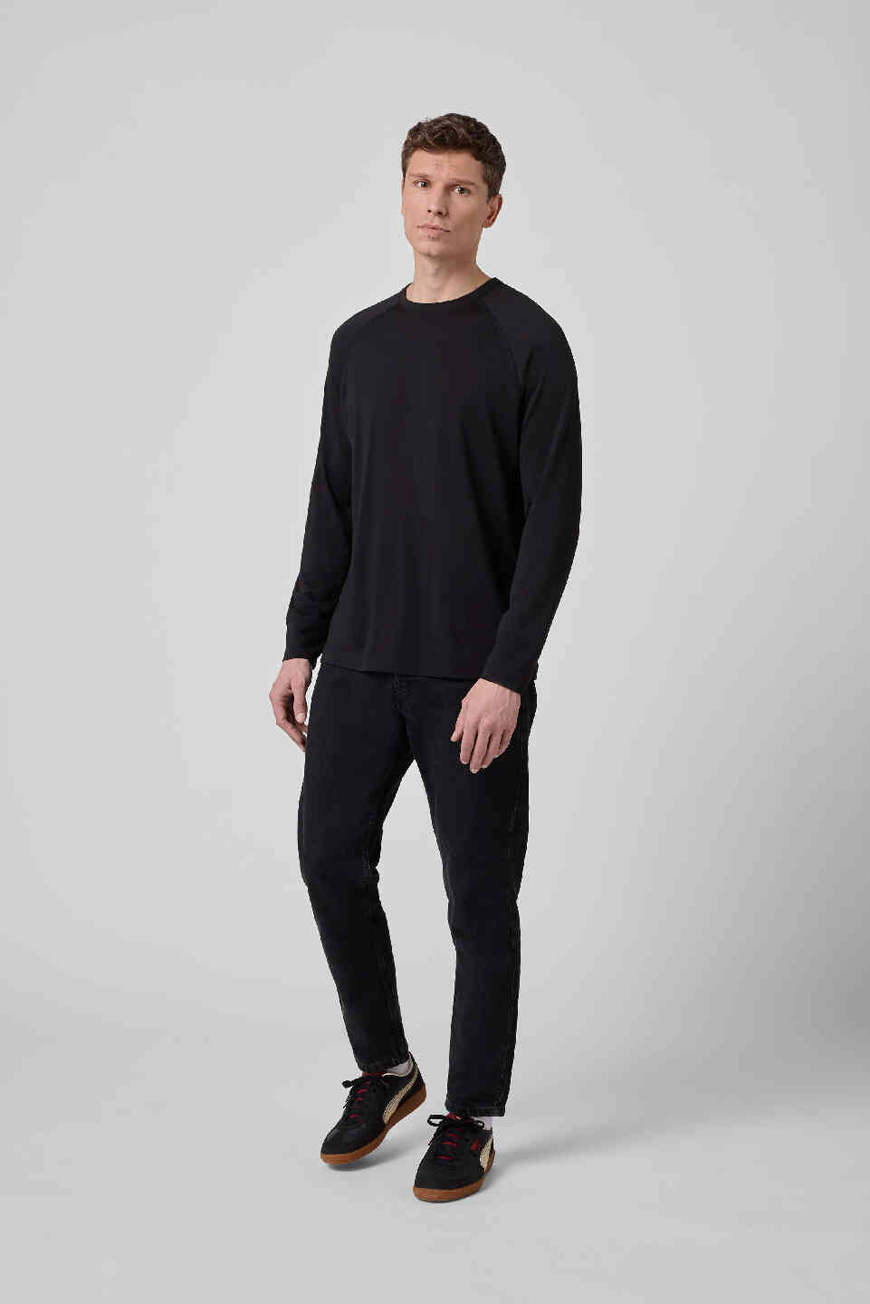 BMW M Unisex Longsleeve T-Shirt Merino Black Regular Fit view 3