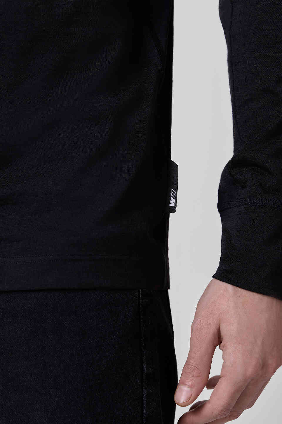BMW M Unisex Longsleeve T-Shirt Merino Black Regular Fit view 5