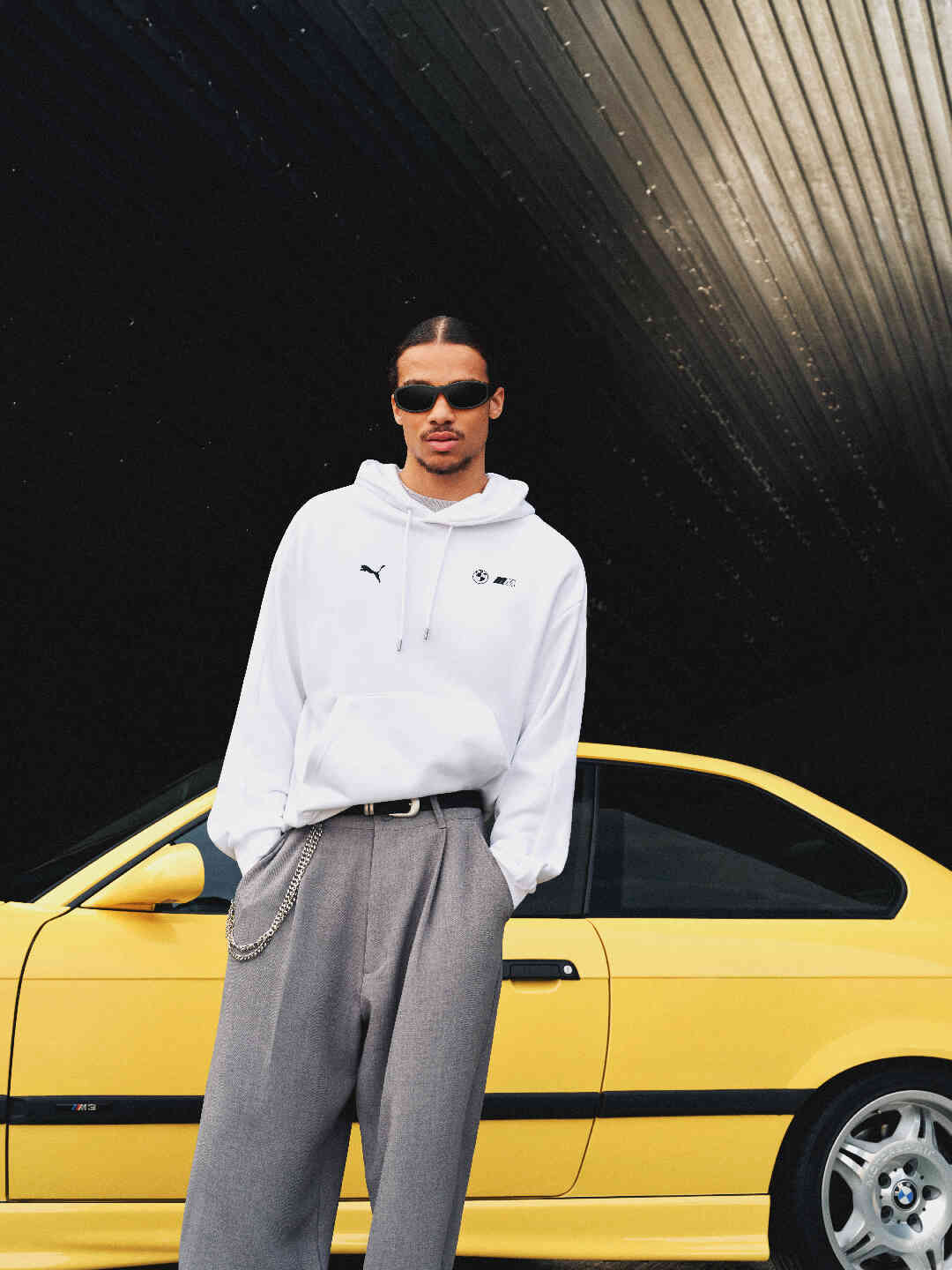PUMA | BMW M M3 Unisex T7 Hoodie White Relaxed Fit view 4