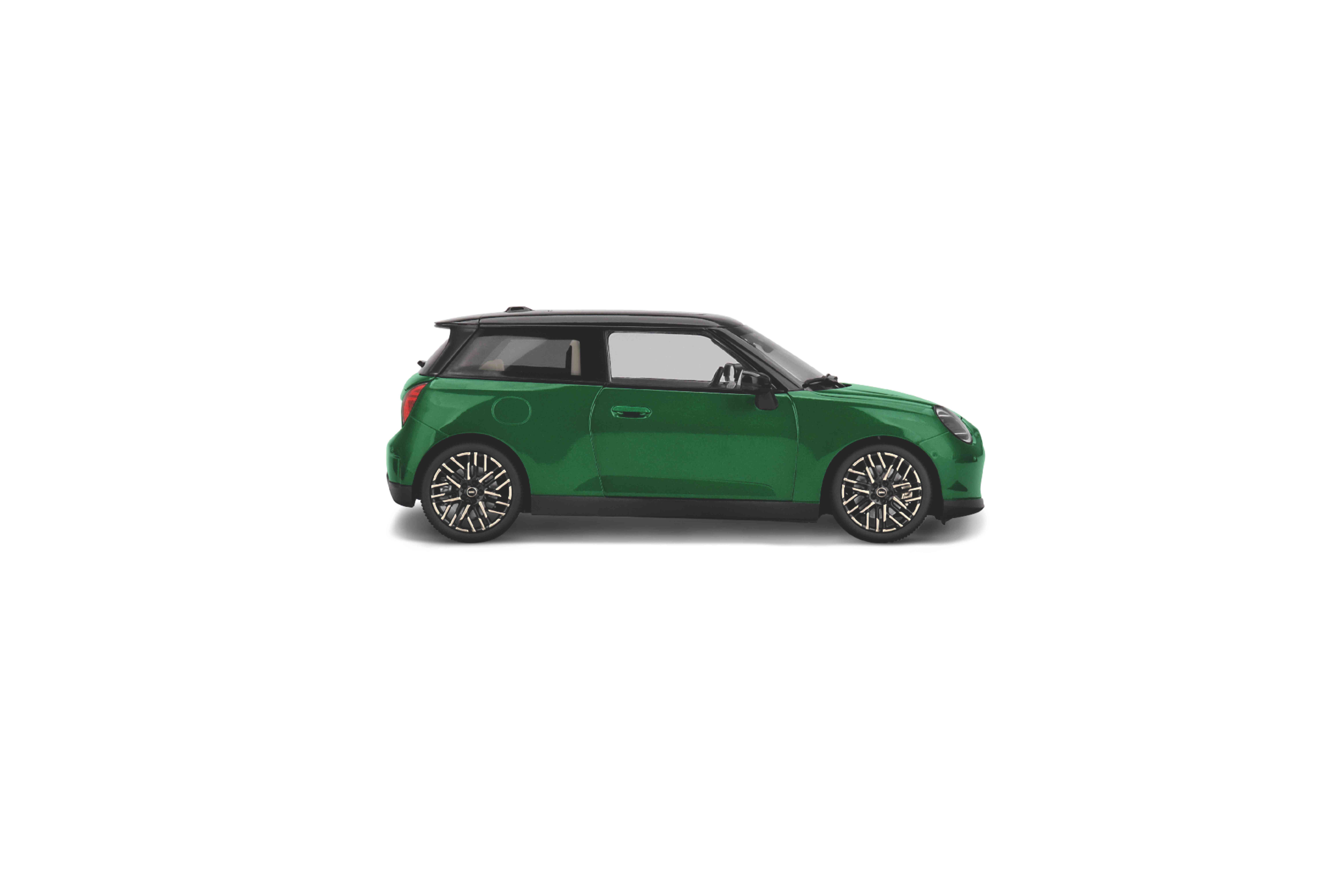 MINI Cooper SE British Racing Green view 2