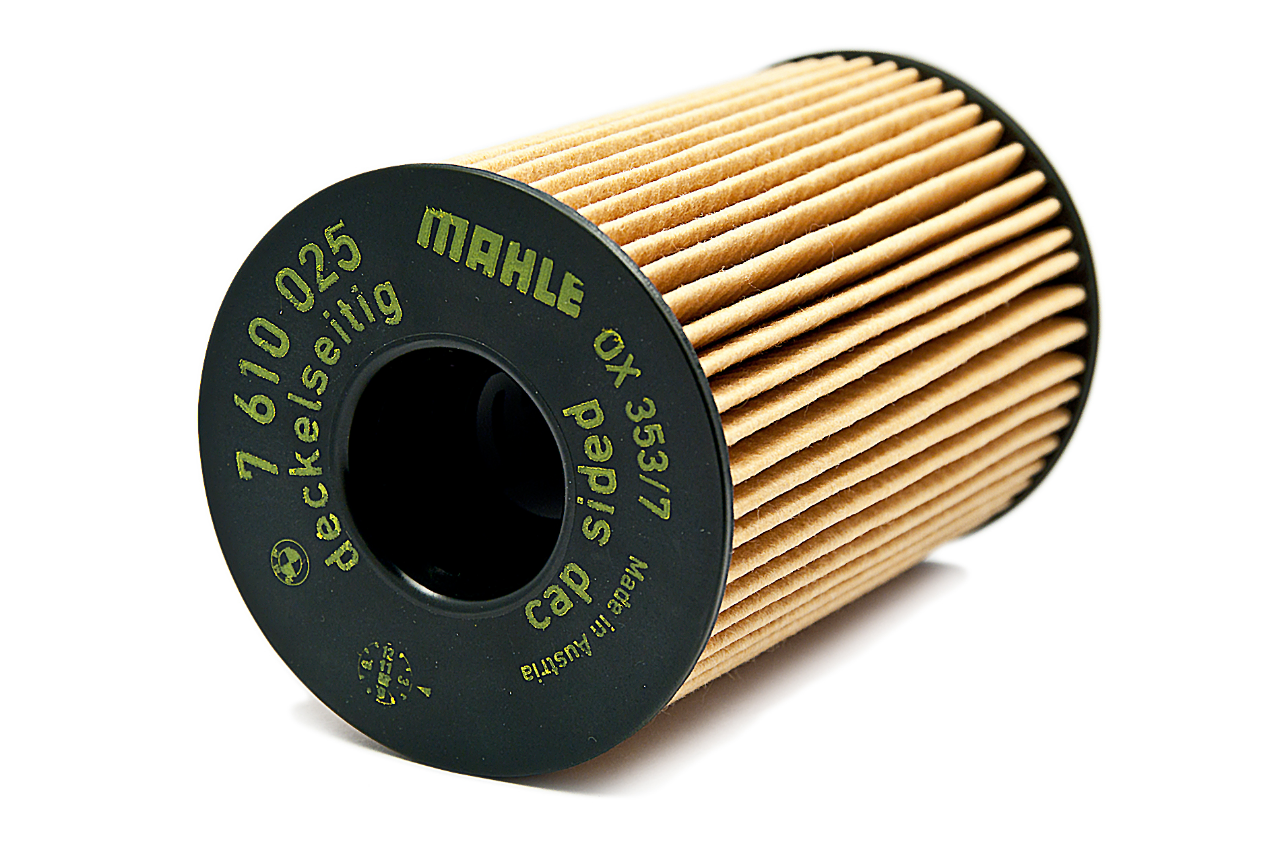 Genuine Oil Filter Element 11 42 7 583 220 view 2
