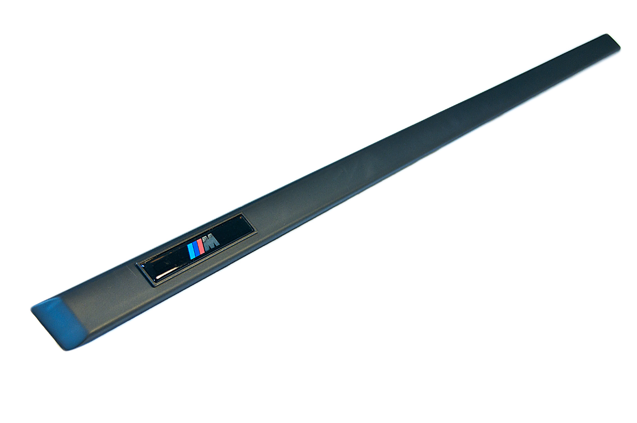 Genuine Front Left Door M Moulding Trim Black 51 13 2 695 681 view 2