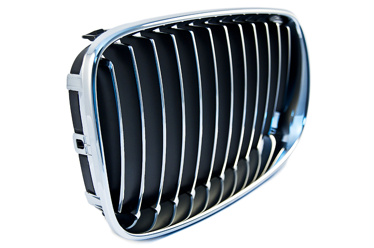 Genuine Front Right Kidney Grille Chrome 51 13 7 179 656 view 2