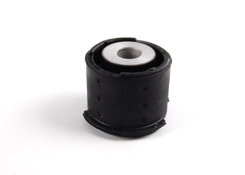 Genuine Rear Axle Carrier Subframe Rubber Mount Bushing 33 31 6 770 781