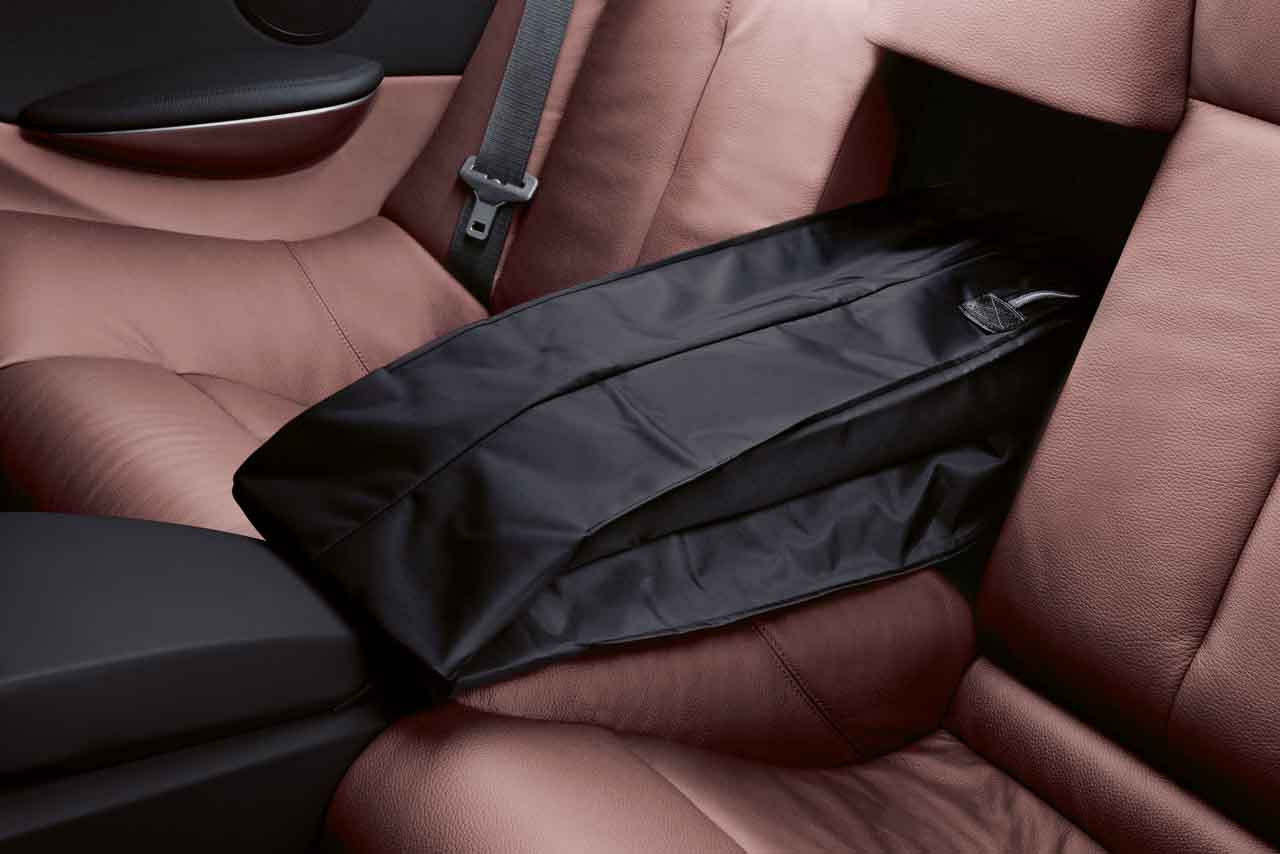 Genuine In Car Ski/Snowboard Storage Travel Bag 52 20 7 057 873 view 2