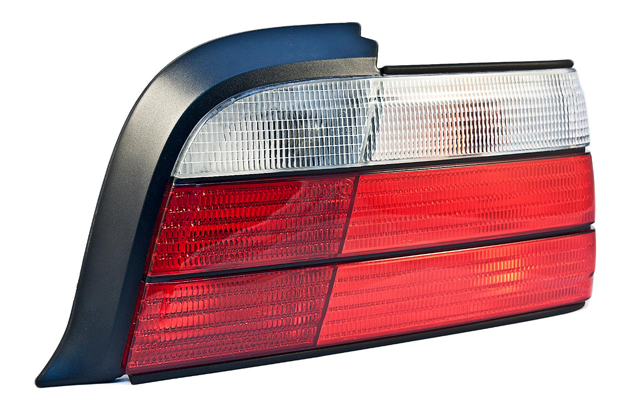 Genuine White Turn Indicator Light Rear Right 82 19 9 403 098 view 2