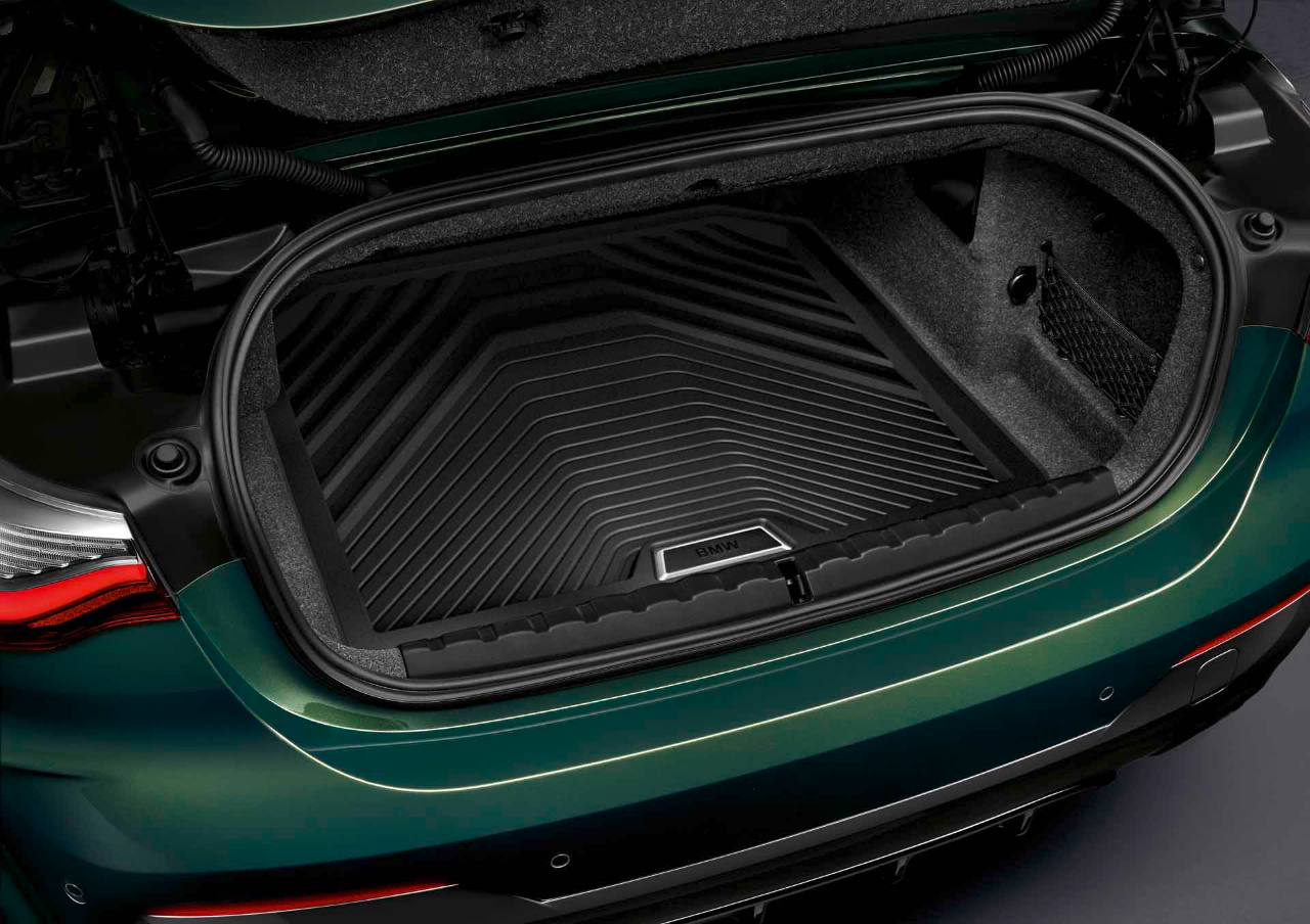 Genuine Fitted Luggage Compartment Car Boot Mat 51 47 2 475 281 view 2
