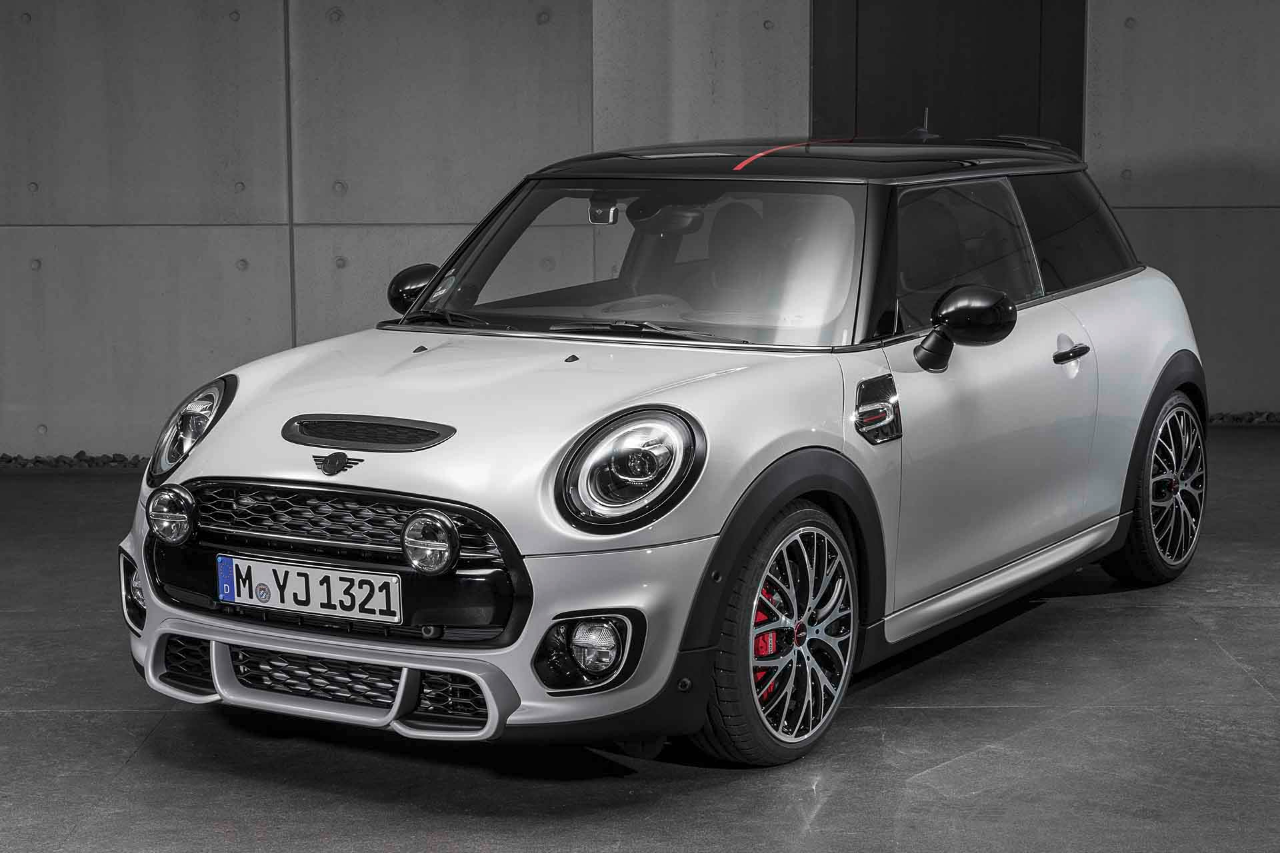Genuine Bumper Panel Kit JCW Jet Black Uni 51 14 2 468 933 view 2