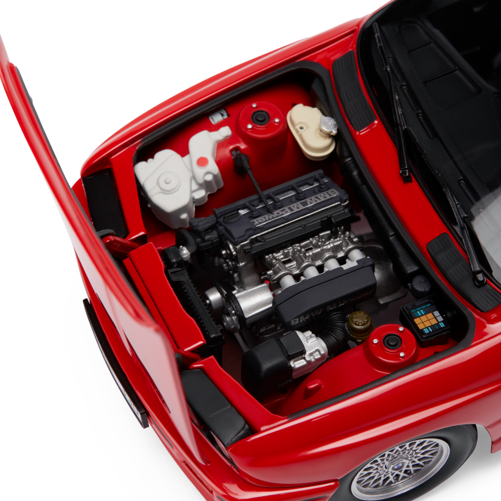 Genuine Car Model Miniature M3 E30 Red Diecast 1:18 view 2