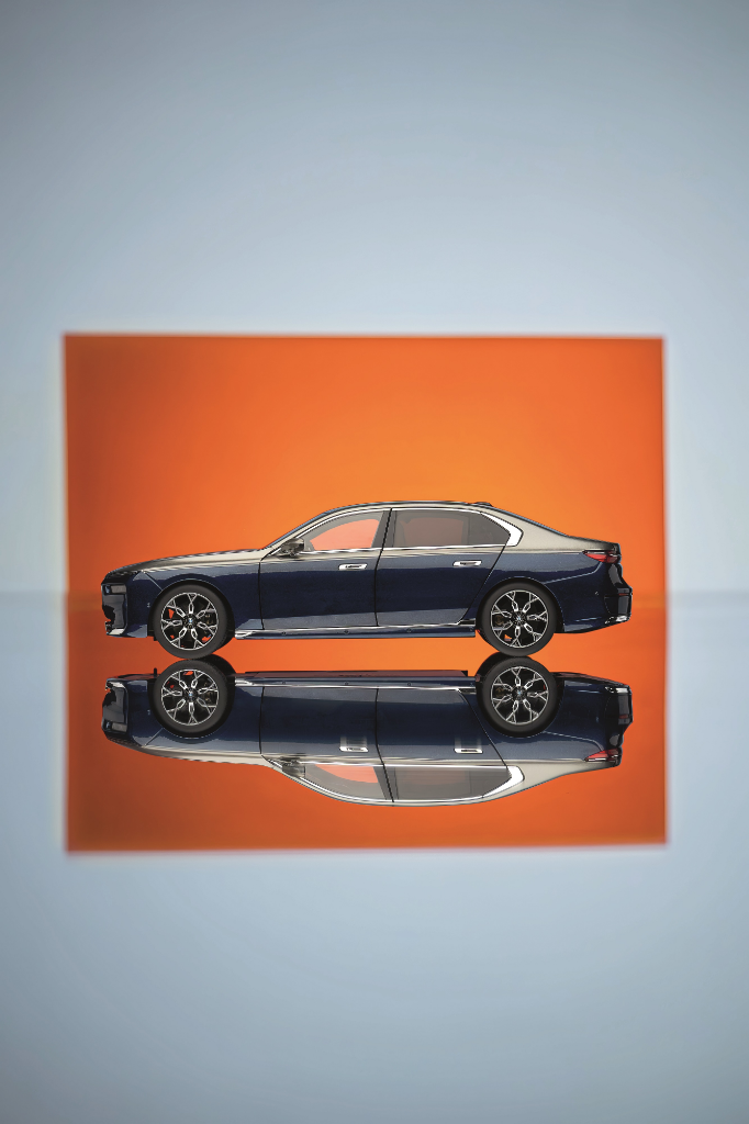 Genuine Car Model Miniature i7 Oxide Grey Blue 1:18 view 2