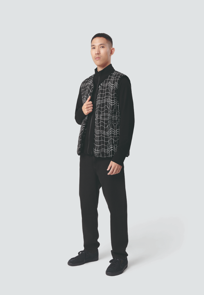 Genuine M Mens Gilet Vest Top Sleeveless Black Recycled Nylon Side Pockets view 2