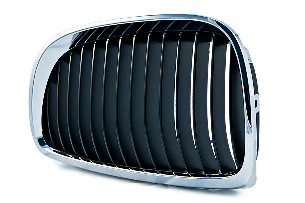 Genuine Front Right Kidney Grille with Chrome Frame 51 13 7 157 276