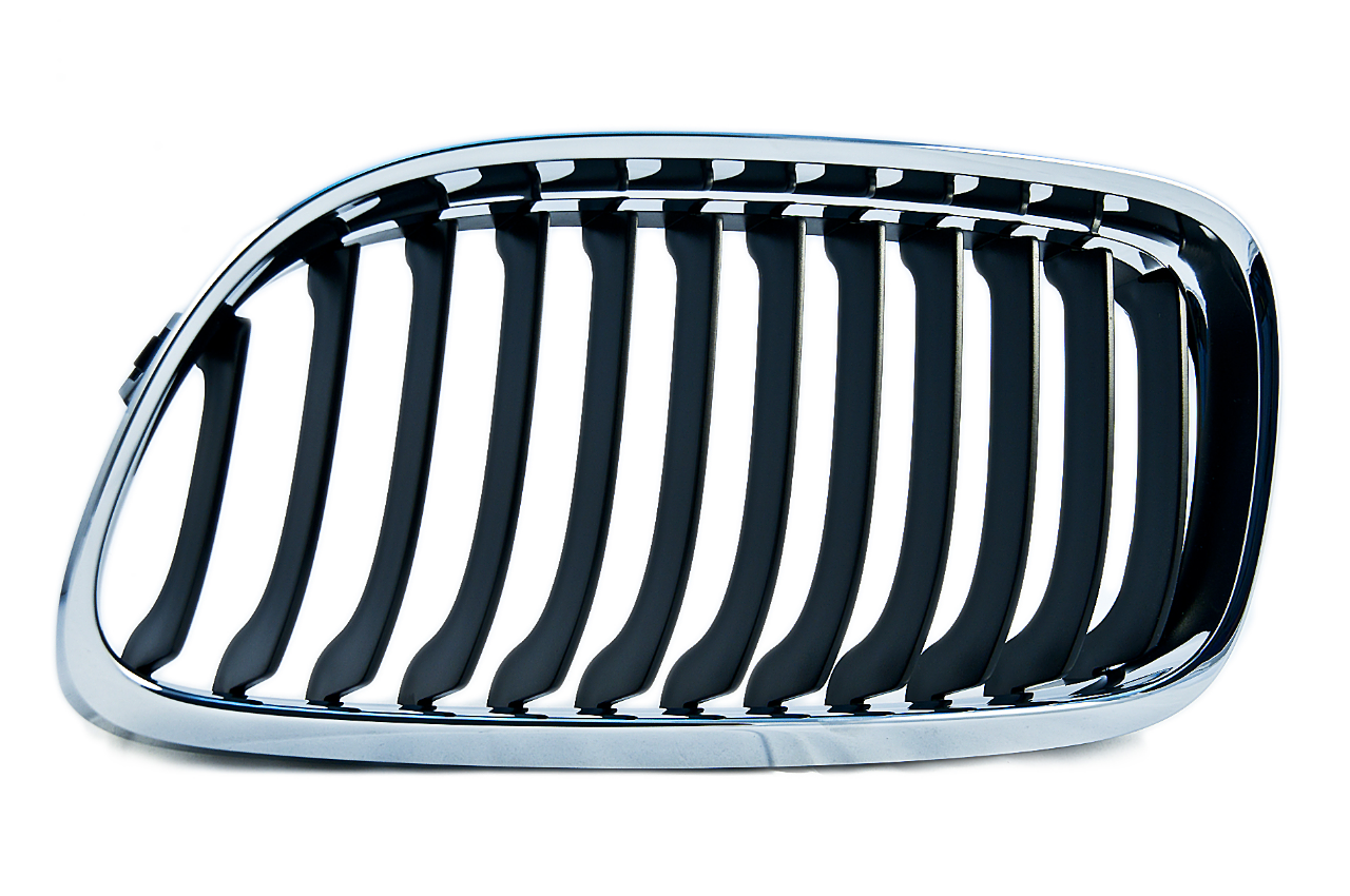 Genuine Front Left Grille with Chrome Frame 51 13 7 201 967