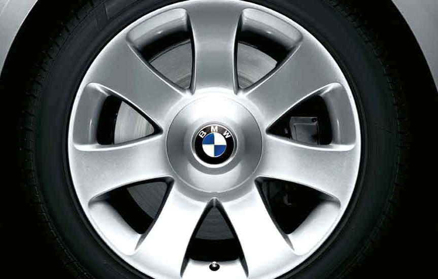 Genuine Wheel Cover Hub Cap 36 13 6 767 829