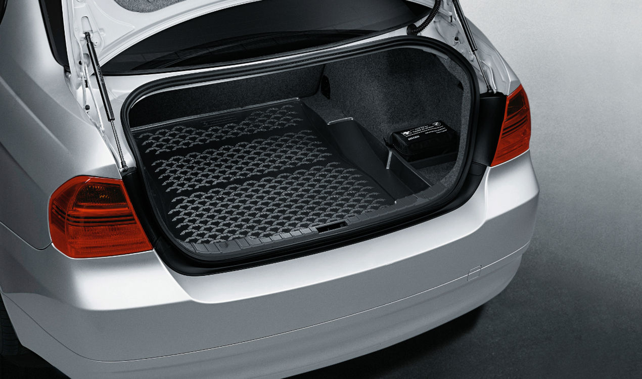 Genuine Tailored Luggage Boot Mat 51 47 0 397 600
