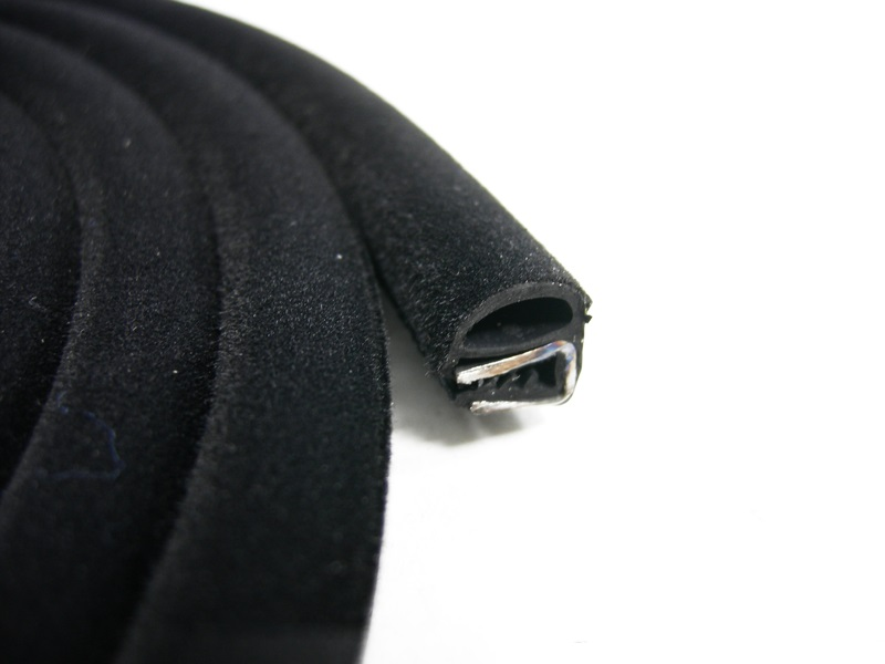 Genuine Sliding Lifting Roof Sunroof Gasket Seal 54 12 8 108 334