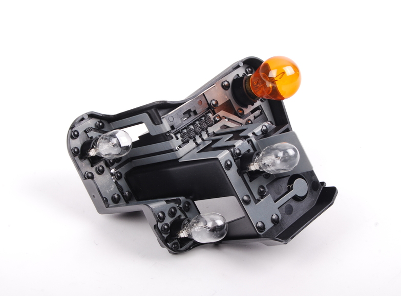 Genuine Side Panel Light/Lamp Bulb Holder/Socket Rear Right 63 21 7 174 408