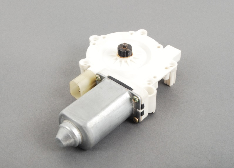 Genuine Right Front/Left Right Window Lift Drive Motor 67 62 8 360 512