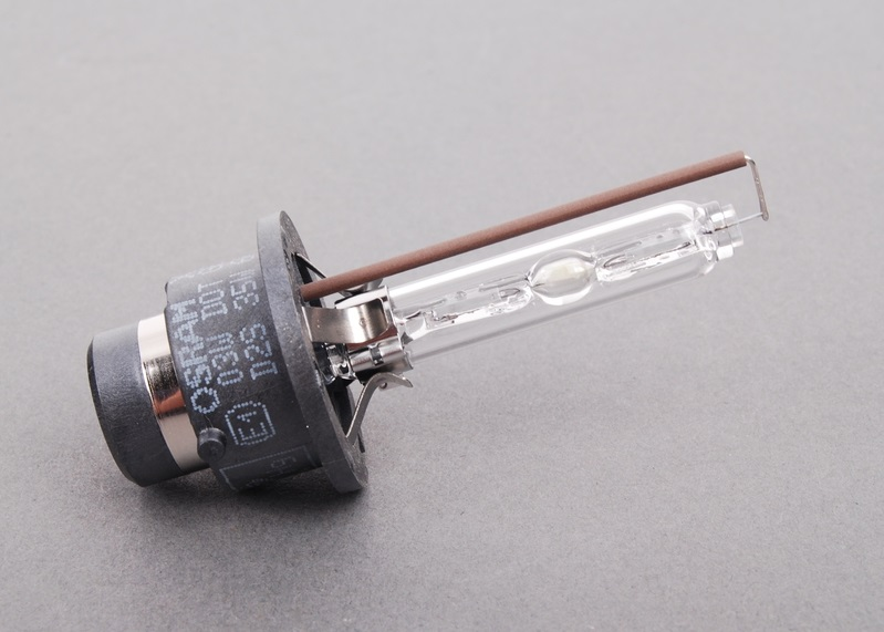 Genuine DS2 35W Xenon Head Light Lamp Bulb 63 21 7 160 806