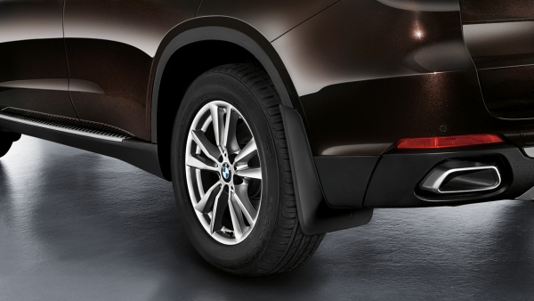 Genuine Mud Flaps Guards Set Rear 82 16 2 302 408