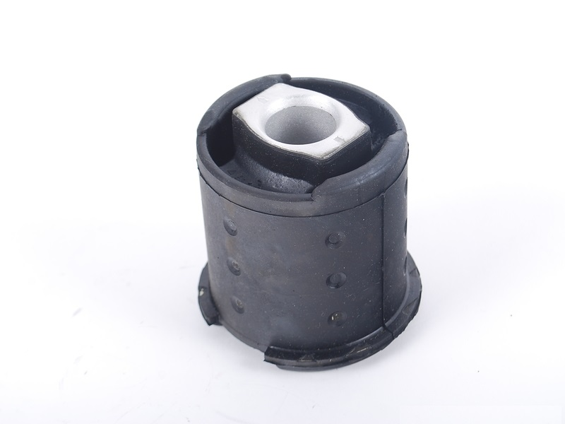 Genuine Rear Axle Carrier Rubber Mount Bushing 33 31 1 091 422