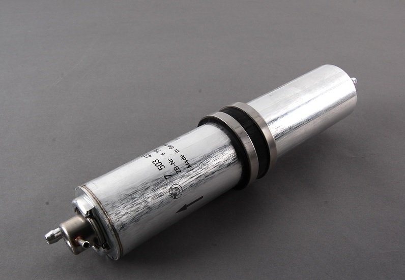 Genuine Fuel Filter+Pressure Regulator 16 12 6 750 475