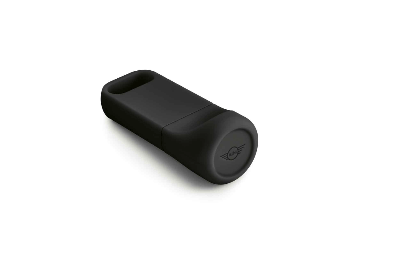 Genuine USB Key Black 32GB Flash Drive Detachable Cap Keyring 80 29 5 A0A 693