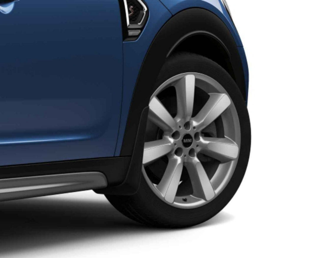 Genuine Protective Mud Flaps Splash Guards Front Set 82 16 2 410 137