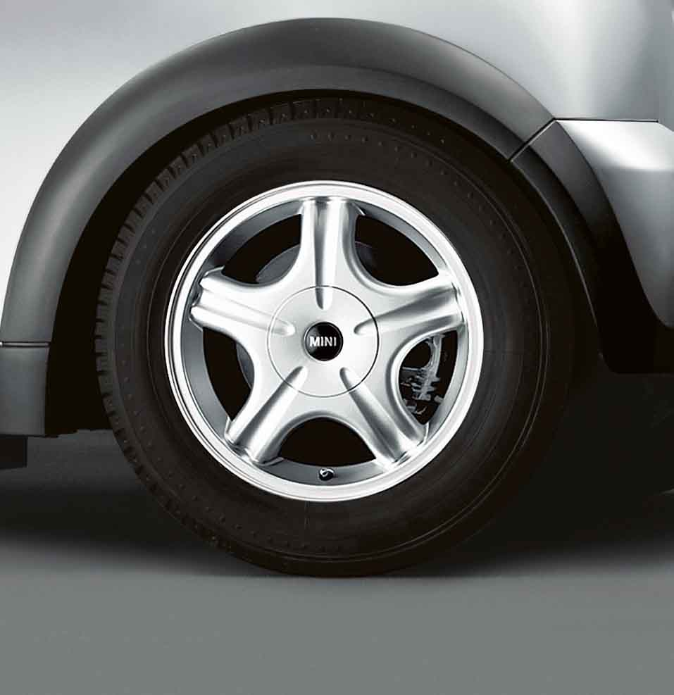 Genuine 15" Silver Hub Cap For 15 Inch Star-Spoke R86 Alloy Wheels 36 13 6 755 810