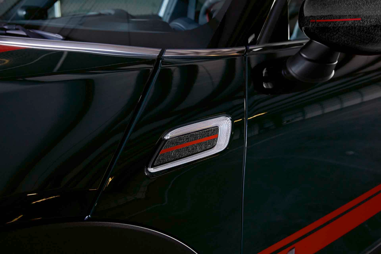 Genuine Trim Set With Pad Stitched Carbon 51 13 2 466 565