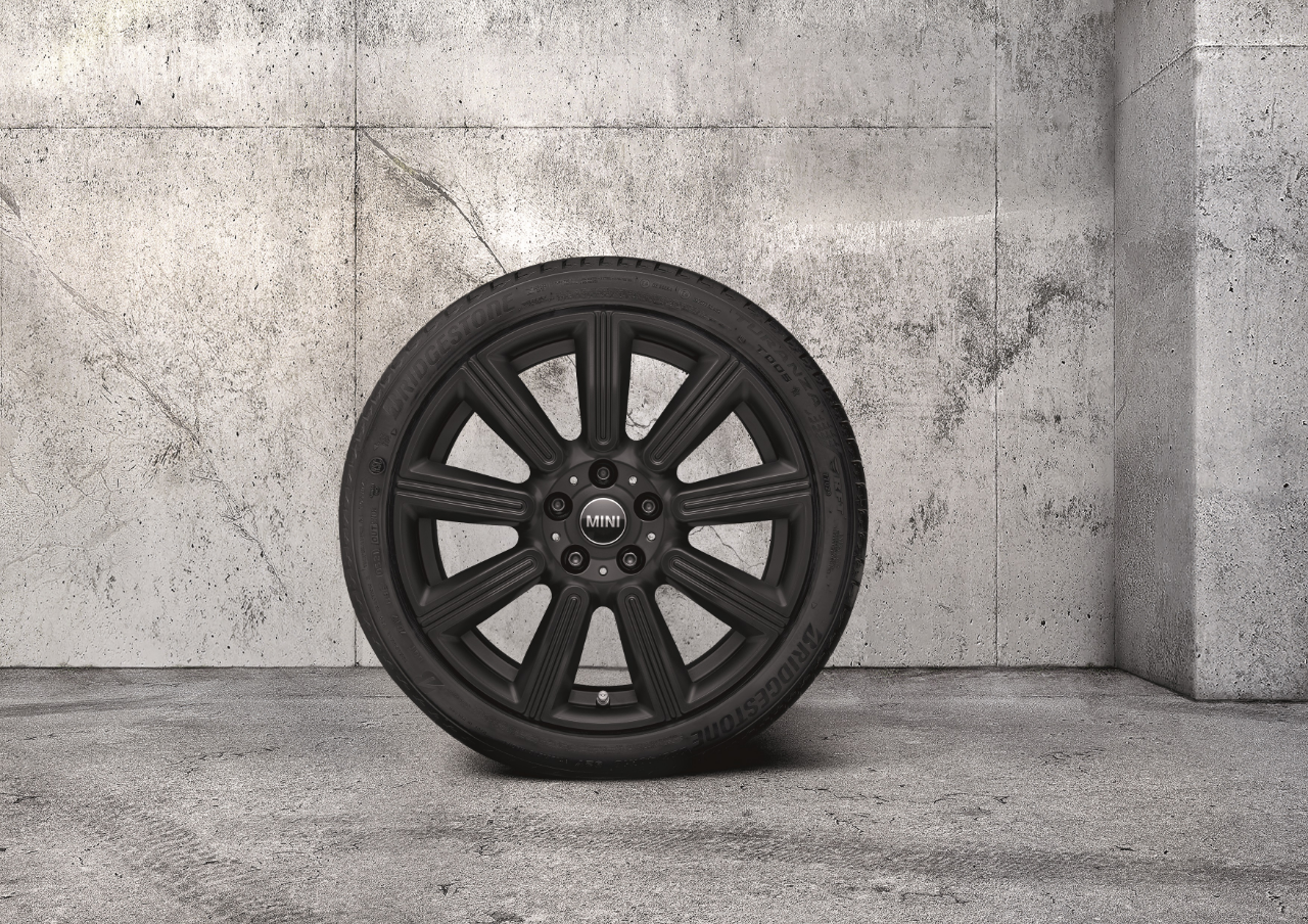 Genuine Multiray Spoke Rim Tyre Set Wheel x4 Summer 18" 36115A19FD9