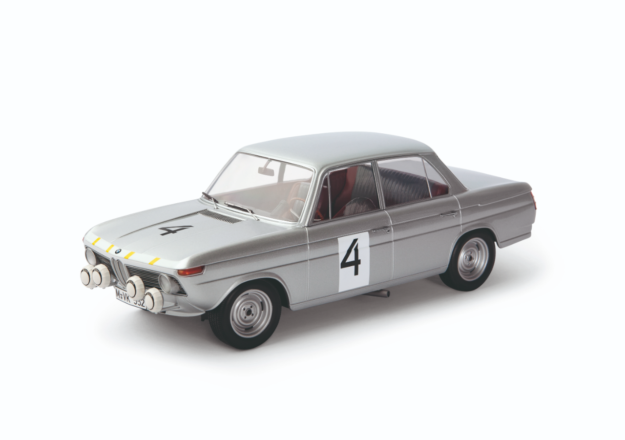 Genuine Car Model Miniature Heritage ti Motorsport 1:18