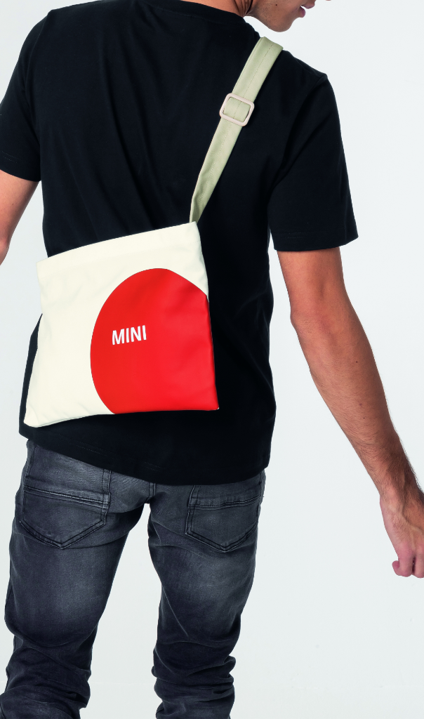 Genuine Musette Shoulder Bag Car Face Detail White Rebel Red Vibrant Silver 80 22 5 B32 0C8 view 3
