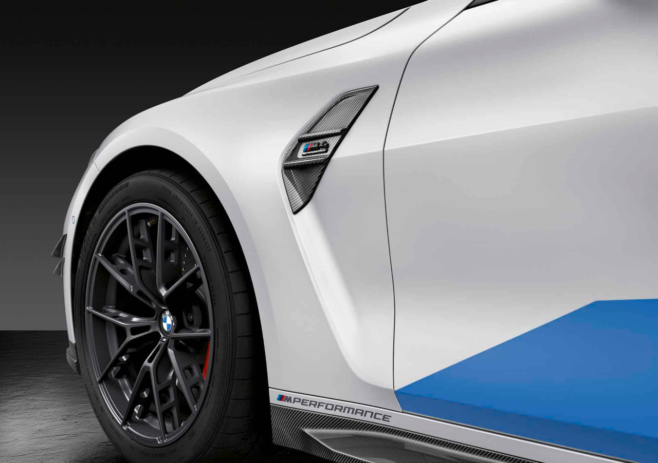 Genuine M Performance Front Right Bumper Spoiler Flicks Carbon 51 11 5 A08 FE9 view 8