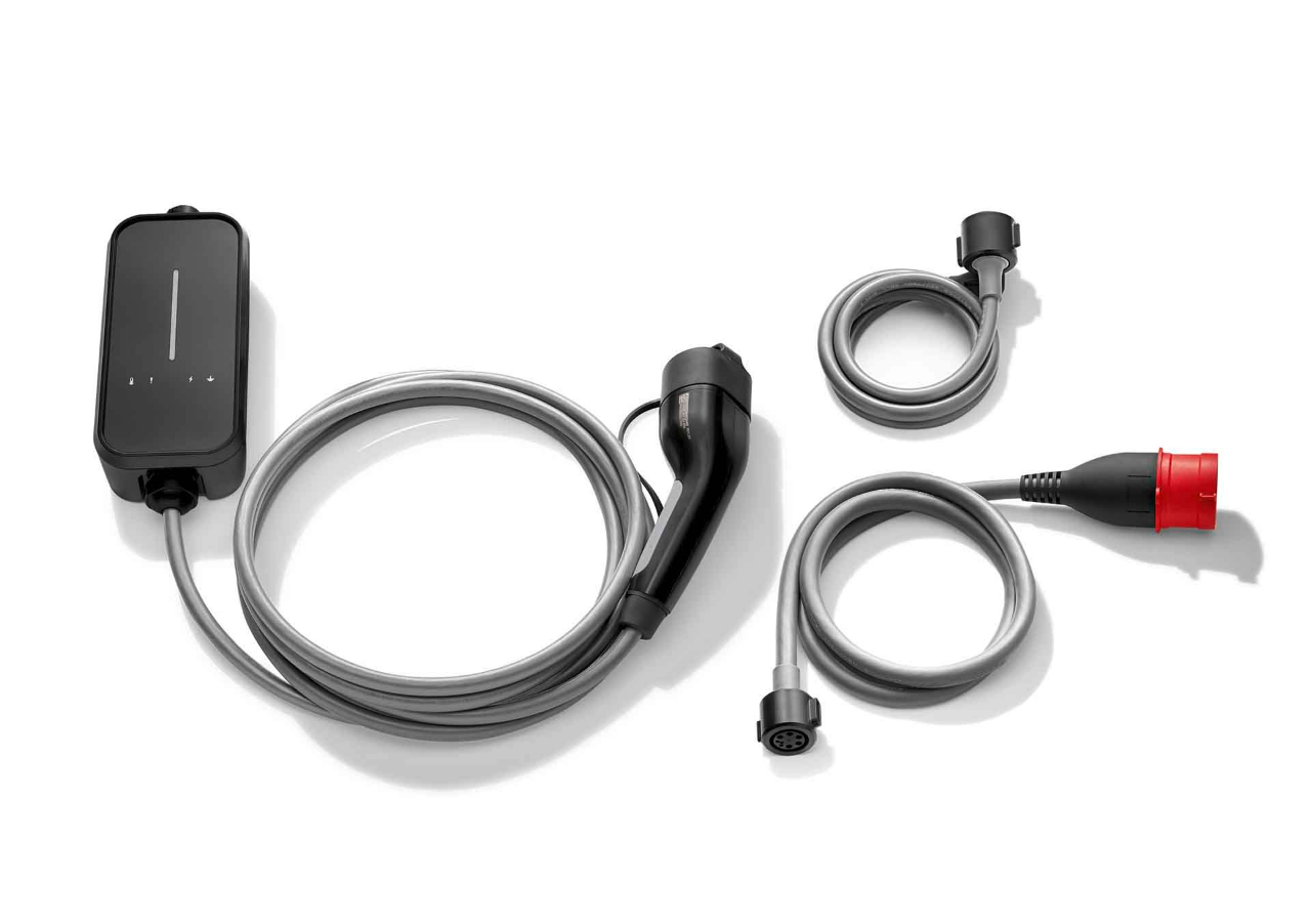 Genuine Flexible Fast Charger CE Type 2 61 90 5 A13 819 view 3