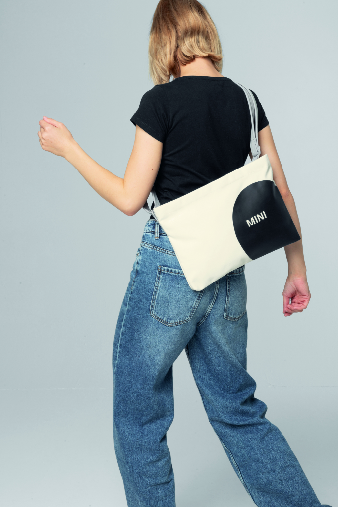 Genuine Musette Shoulder Bag Car Face Detail White Black Grey Travel 80 22 5 B32 0C7 view 3