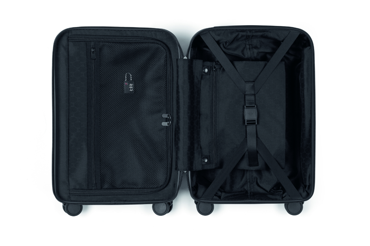 Genuine Cabin Trolley Spinner Wing Logo Debossed Hard Case Black Luggage 80 22 5 B32 0E0 view 3
