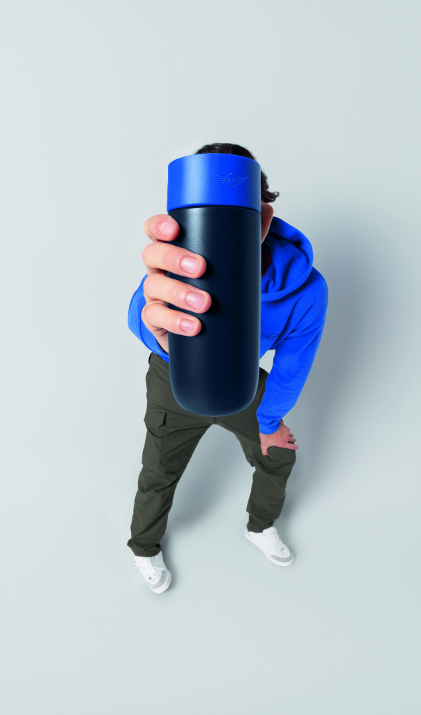 Genuine Travel Mug Colour Block 500ml Indigo Blazing Blue White Insulated 80 28 5 B32 108 view 3