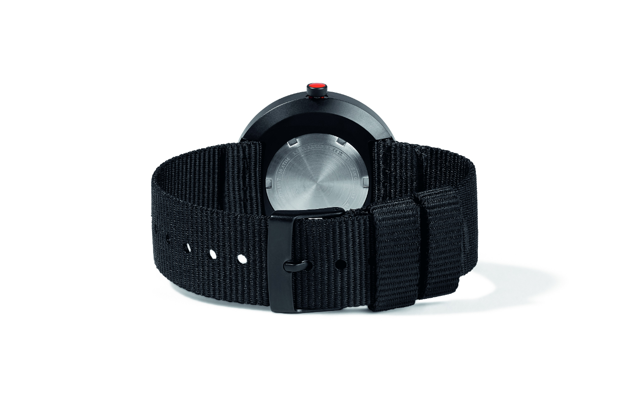 Genuine Wrist Watch Definite Black 10 ATM Cell Battery Japanese Movement 80 26 5 B32 117 view 3