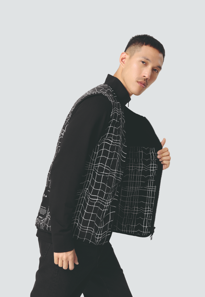 Genuine M Mens Gilet Vest Top Sleeveless Black Recycled Nylon Side Pockets view 3