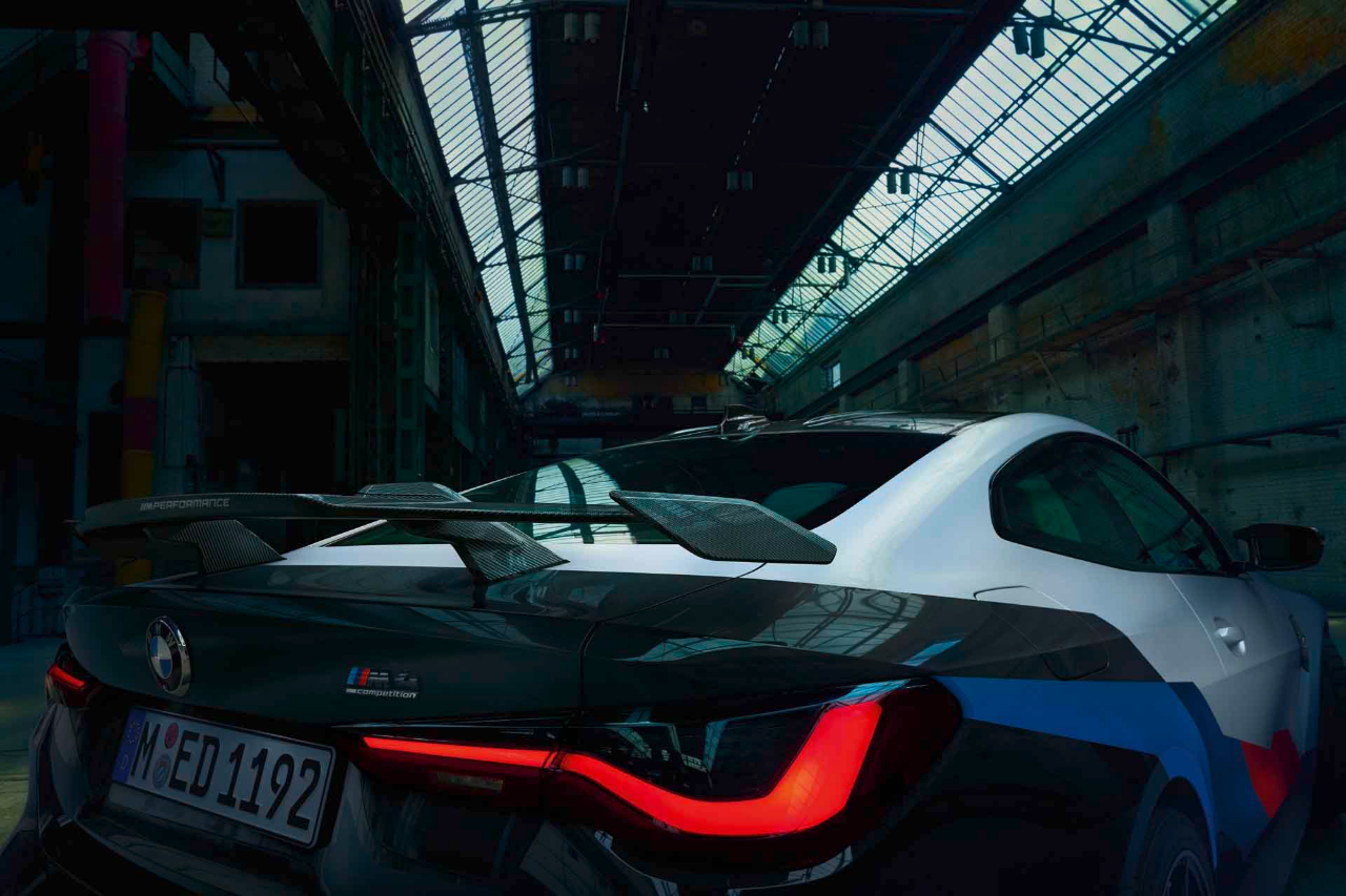 Genuine M Performance Rear Through Flow Spoiler Carbon 51 19 2 475 051 view 4