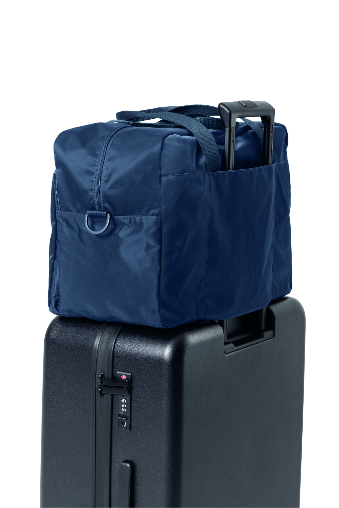 Genuine Traveller Bag Soft Wing Logo Indigo Shoulder Strap Luggage 80 22 5 B32 0D8 view 4