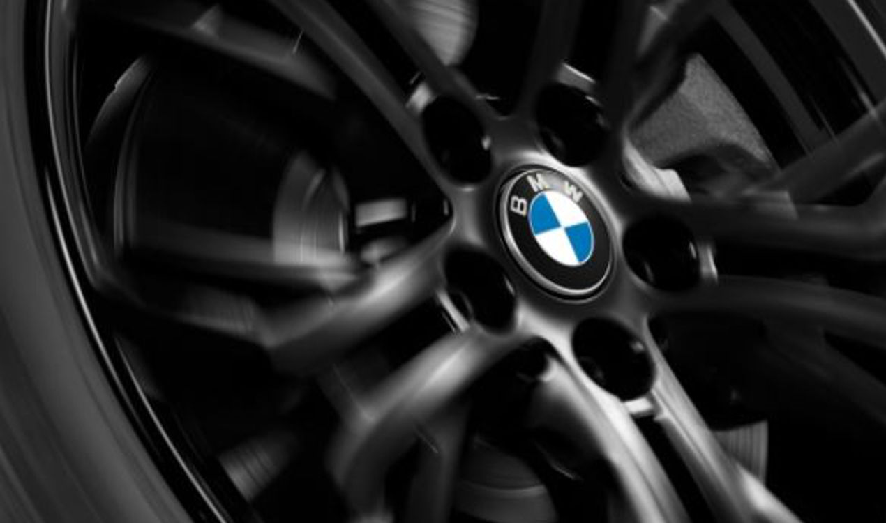 Genuine M Performance Enhanced Kit Spoiler Grille Wheel F32PU405 view 7