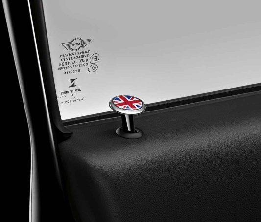 Genuine Clubman Union Jack Style Pack - Scuttle & Mirror + Lock Caps view 3
