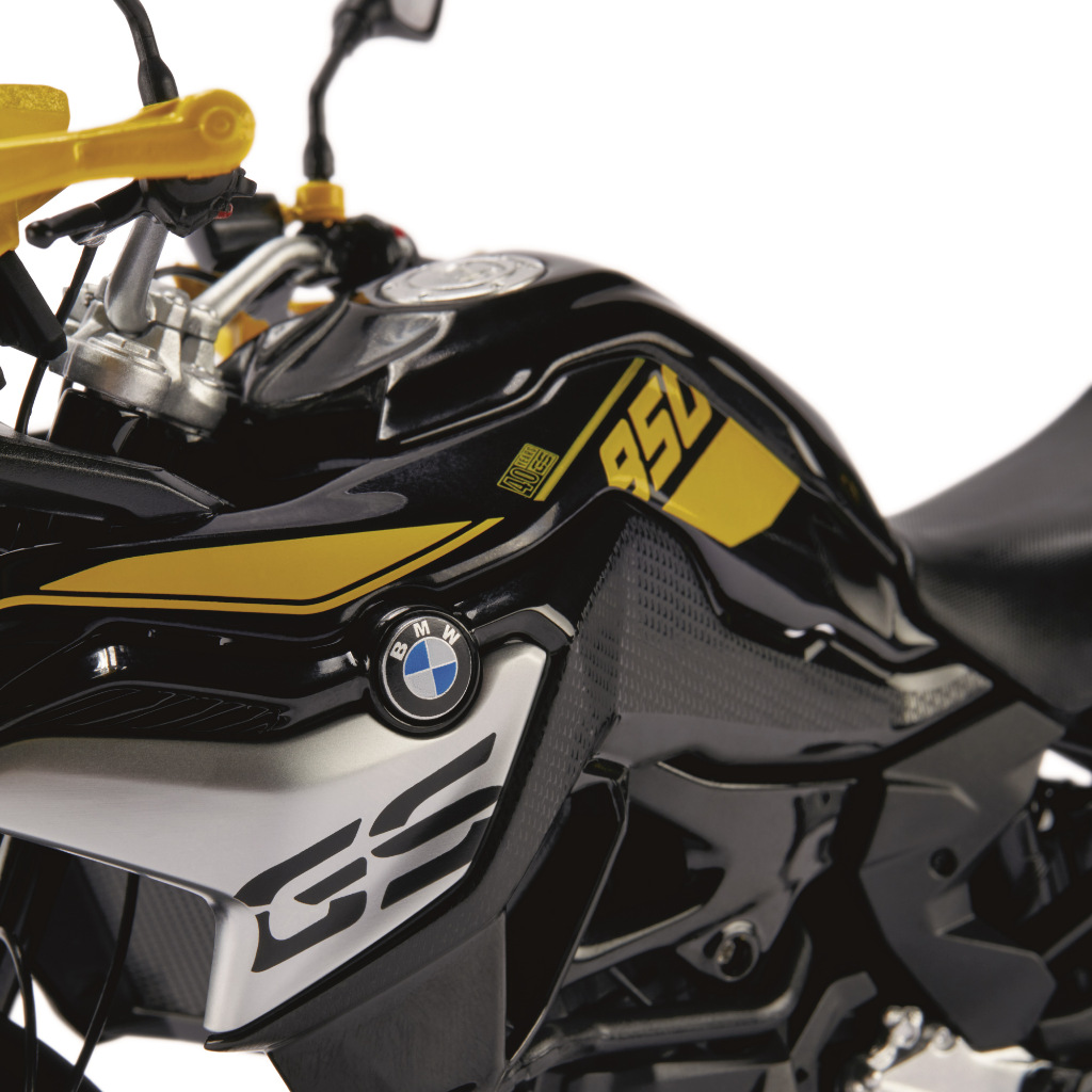 Genuine Miniature Motorbike Model F850 GS K81 1:10 Scale 80435A21533 view 3
